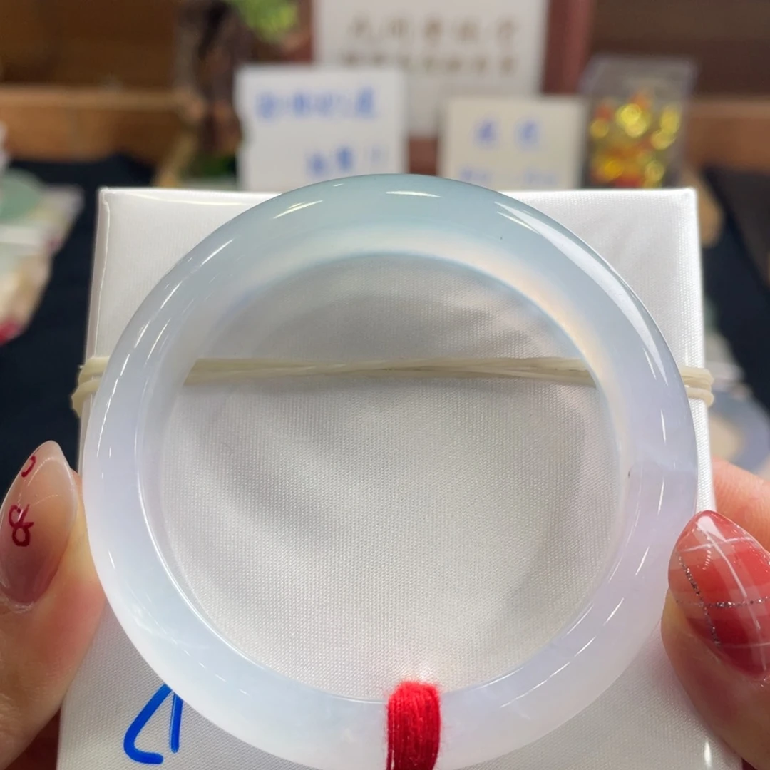 翡翠手镯未镶嵌52.6正圈