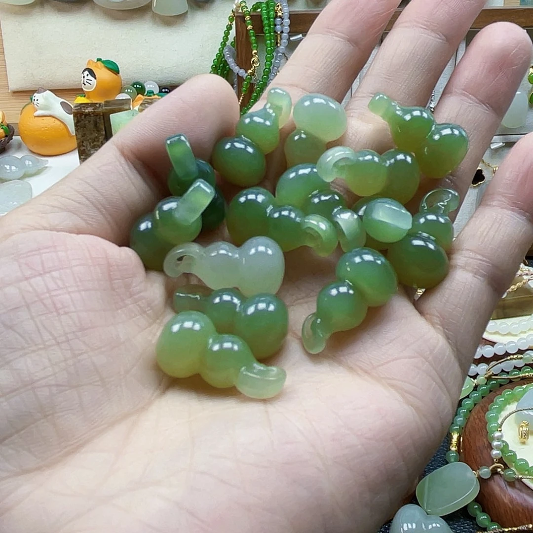 和田玉未镶嵌吊坠(不含链)多样性发1