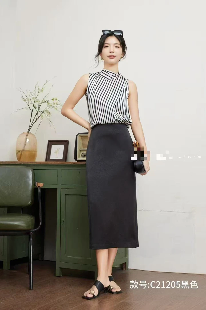 贵族女人家百搭款半裙