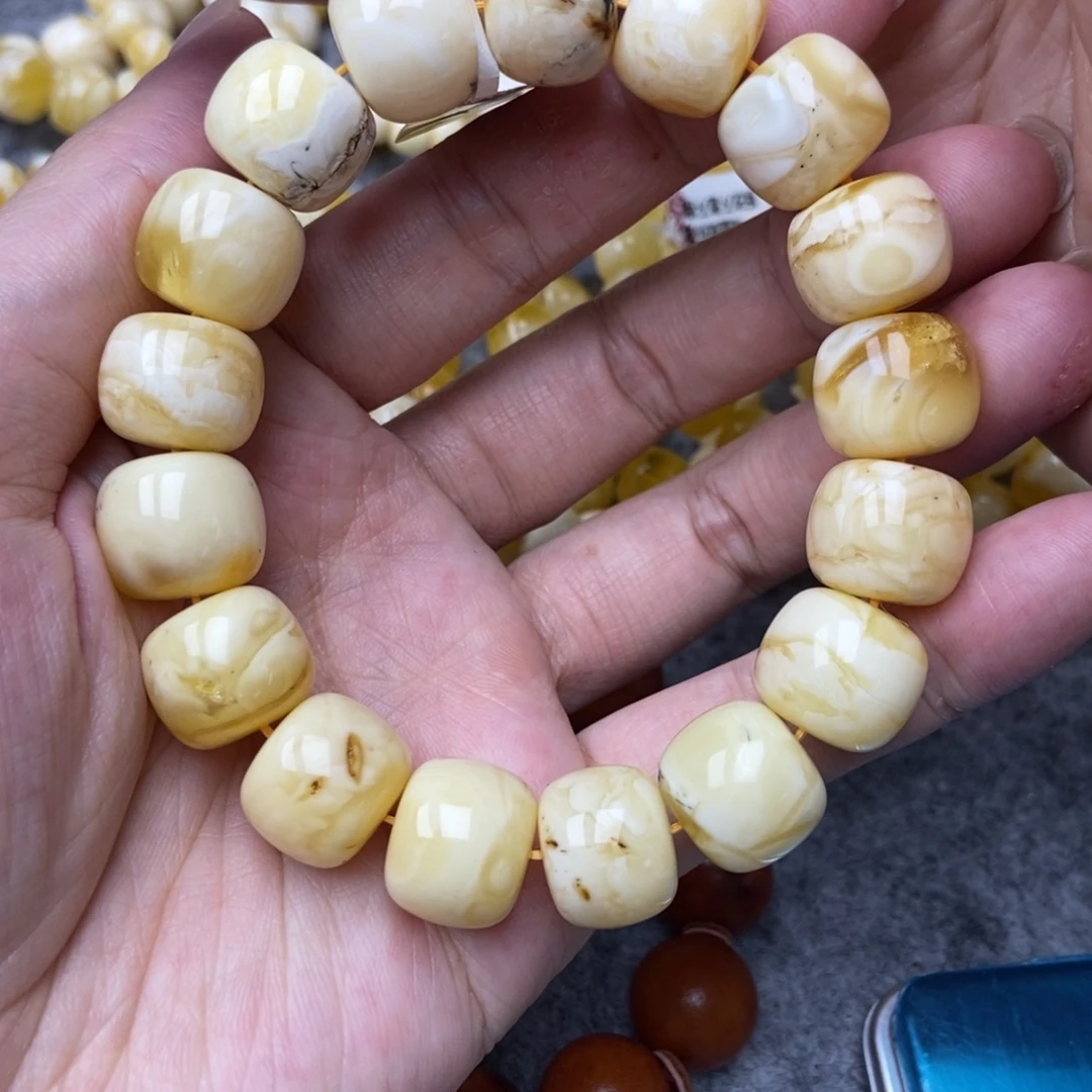 琥珀未镶嵌珠宝奇石35