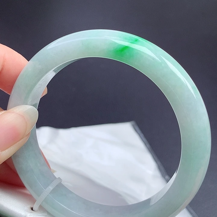 翡翠未镶嵌手镯58.6圈口