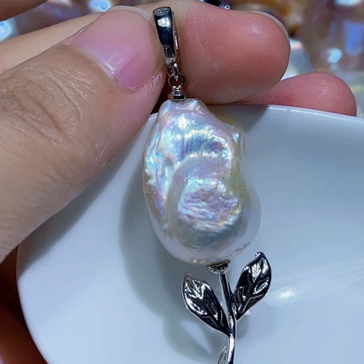 未镶嵌颈饰淡水珍珠