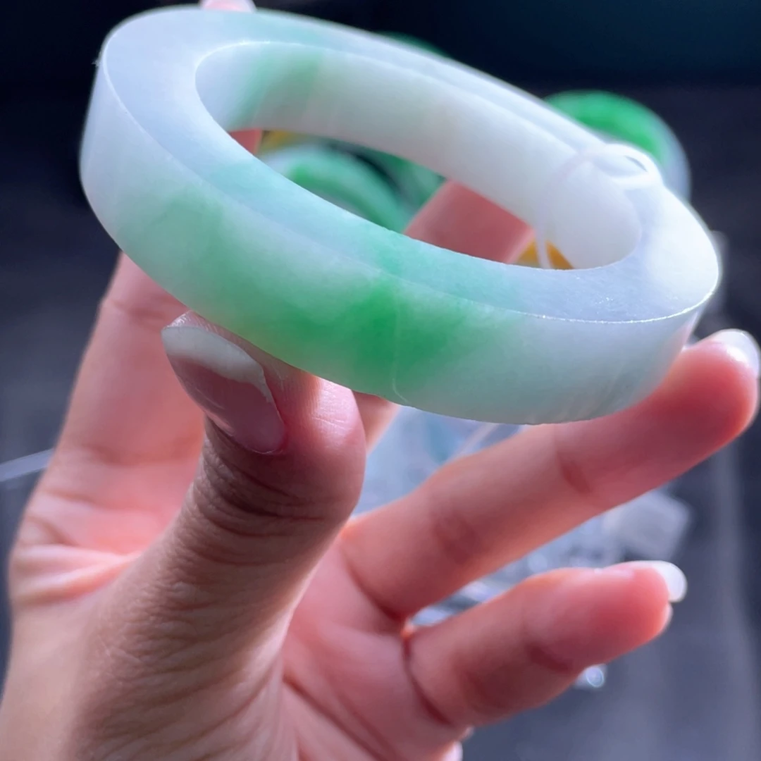 未镶嵌翡翠定制翡翠