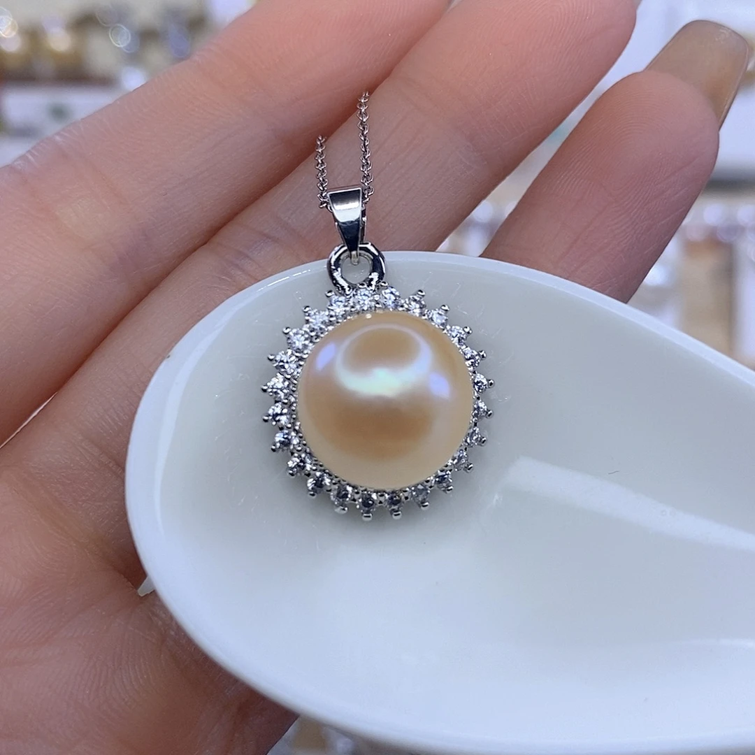 淡水珍珠颈饰合金