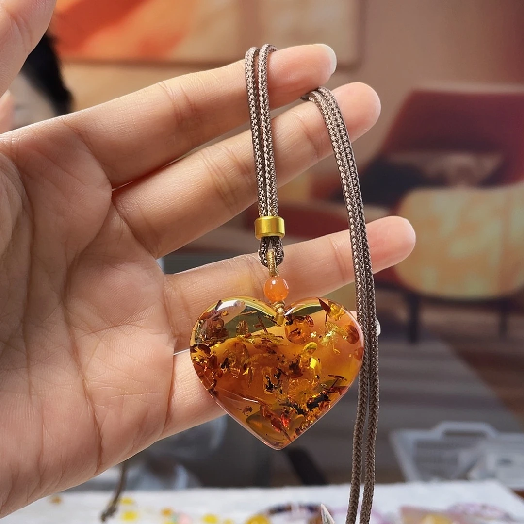 蜜蜡未镶嵌裸石琥珀吊坠