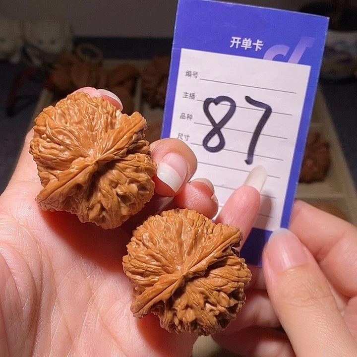 把件文玩核桃白狮子全品39左右