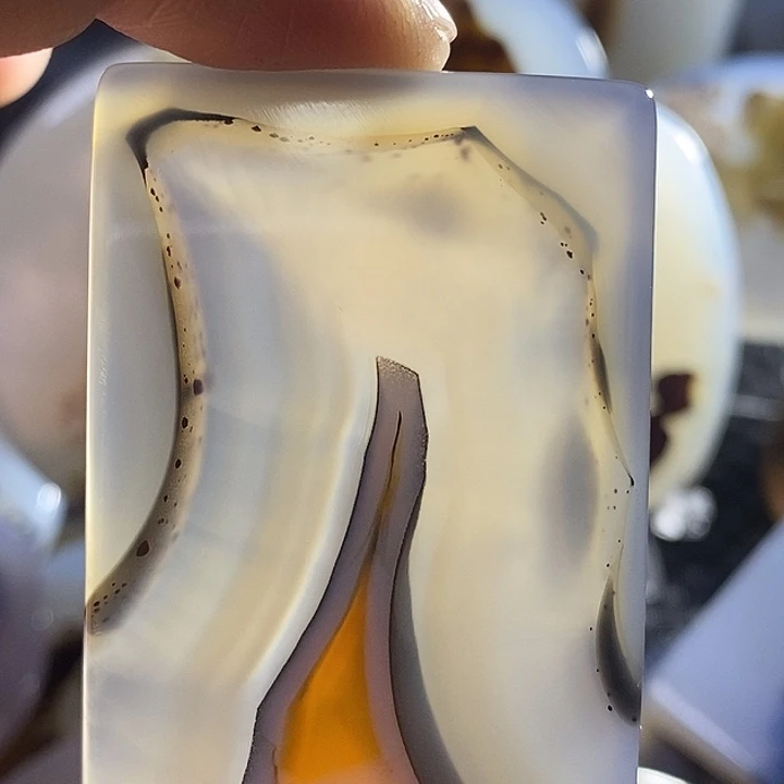 未镶嵌颈饰玛瑙/玉髓华*