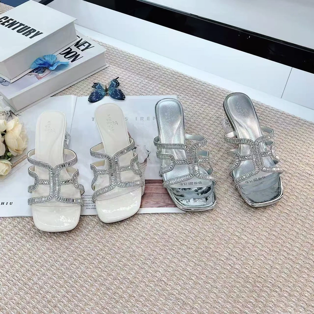 83-58 夏季新款时尚气质粗跟凉拖鞋