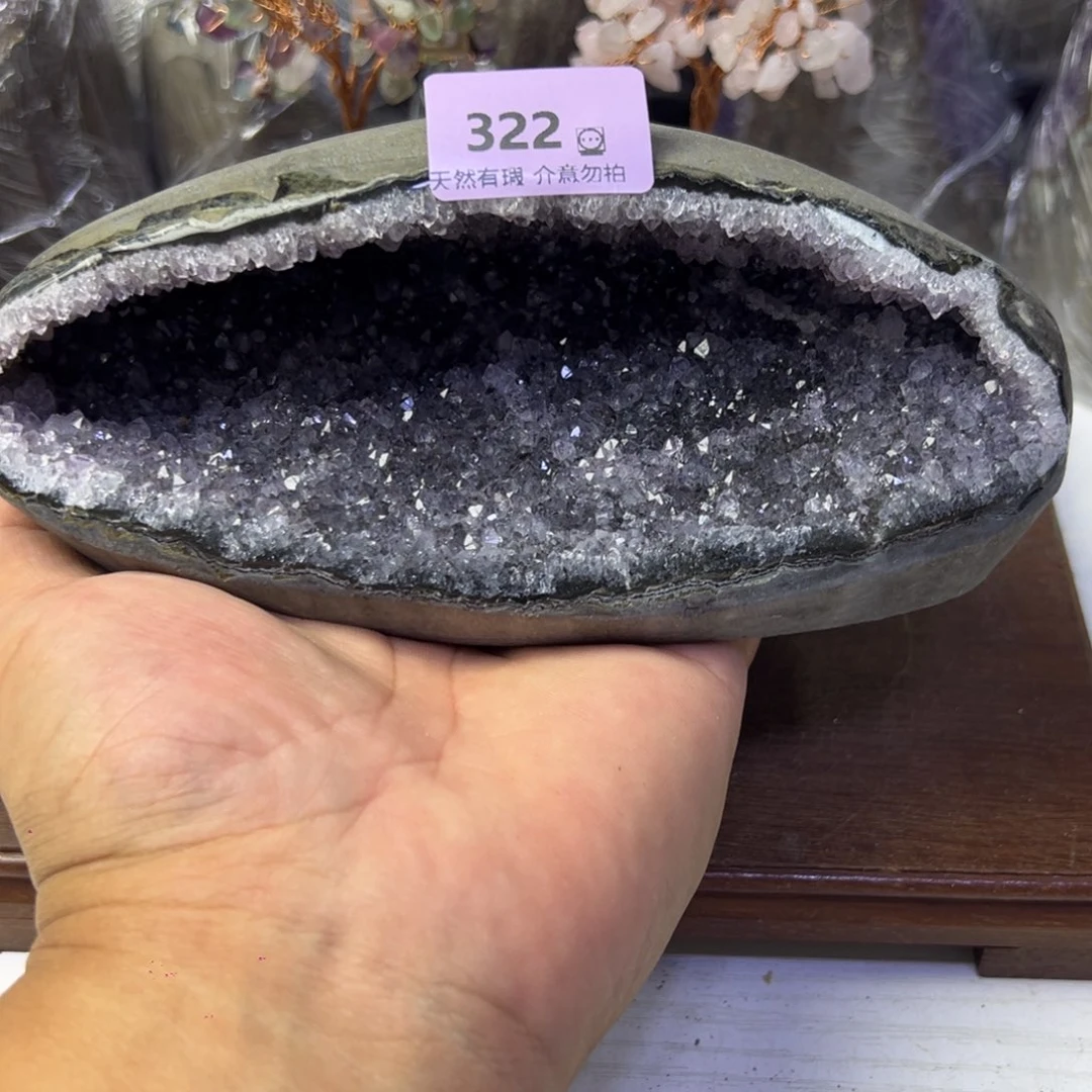 未镶嵌水晶大型摆件（非配饰）