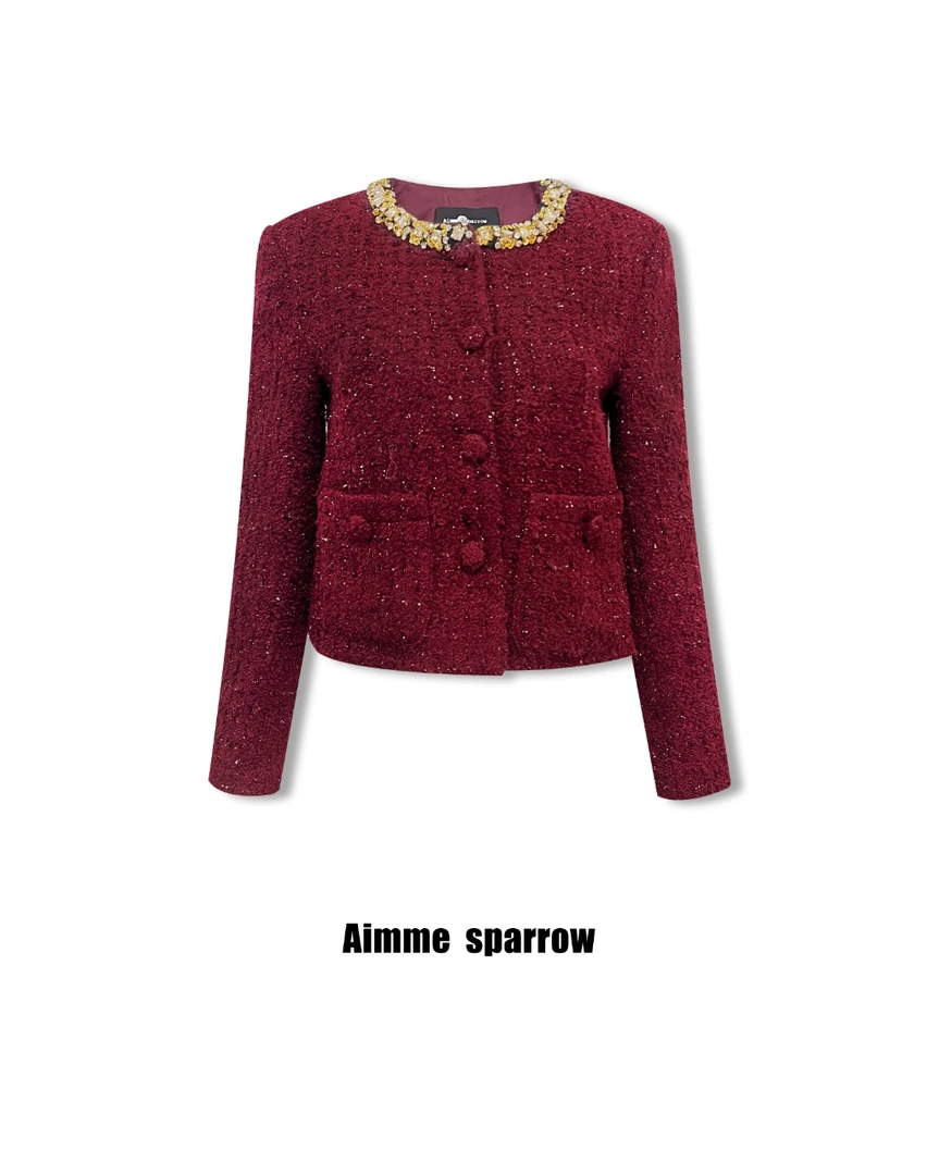 Aimme sparrow 25SS “Cynthia”系列酒红钻扣小香风外套