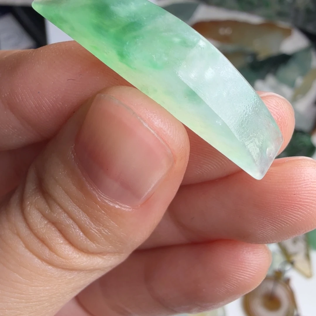 定制翡翠未镶嵌包工