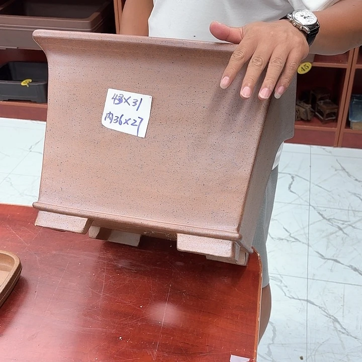 紫砂花盆南**樱紫砂的花是一种