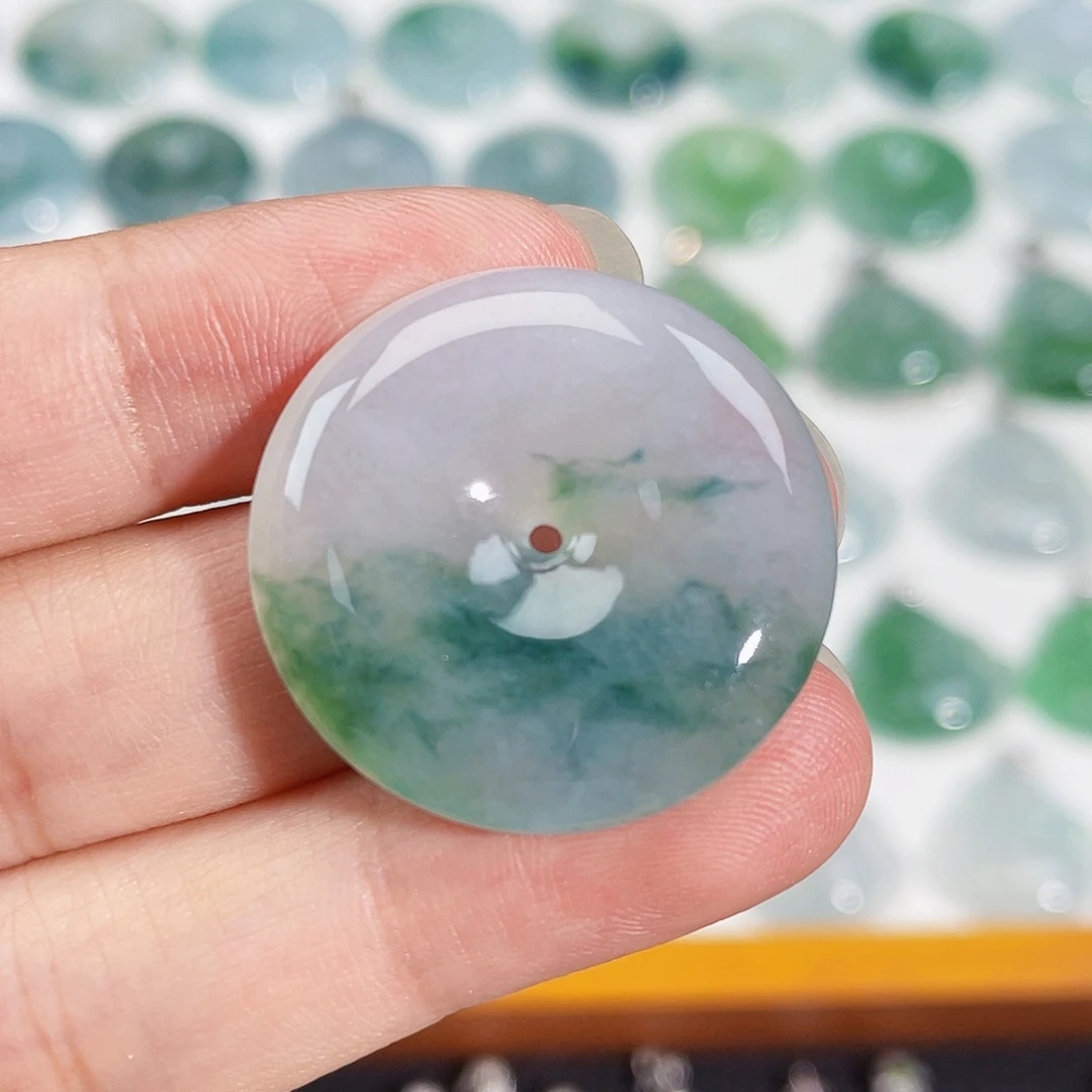 颈饰未镶嵌翡翠吊坠