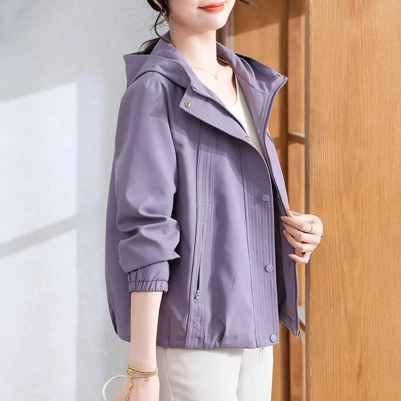 妈妈春装2025新款外套洋气中老年女春秋休闲夹克连帽大码长袖上衣