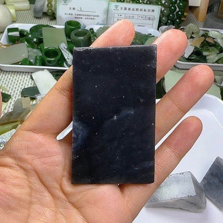 菩***树未镶嵌和田玉珠宝半成品