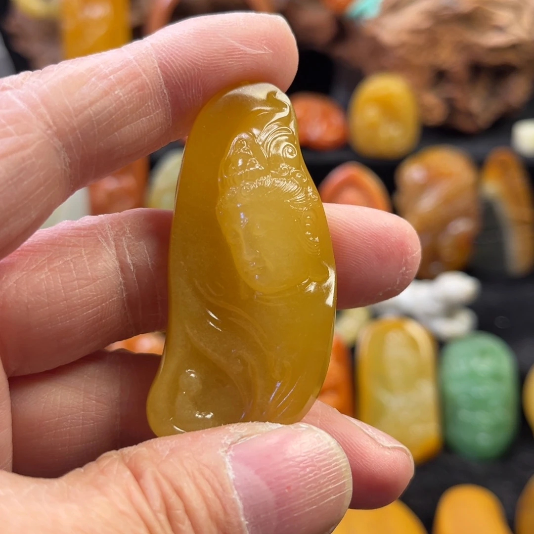 石英质玉未镶嵌挂件