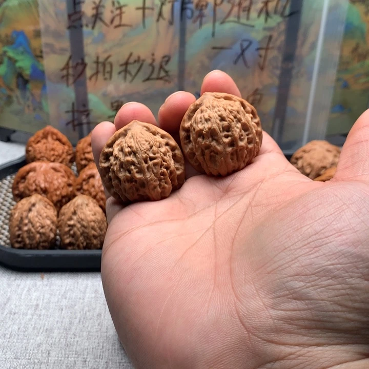 文玩核桃吊坠哈哈哈恍恍惚惚