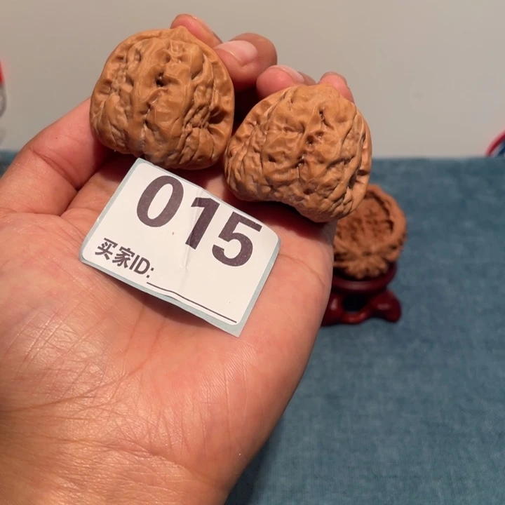 文玩核桃把件蛤蟆头