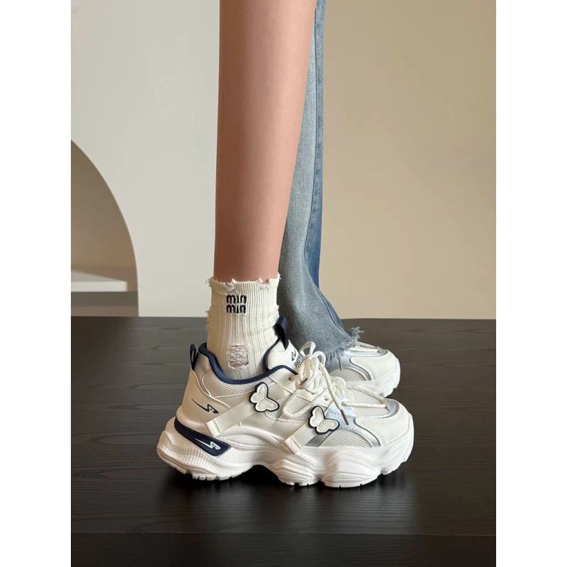 人本夏季薄底运动鞋女款2025新款网面透气轻便老爹鞋夏日轻薄鞋子