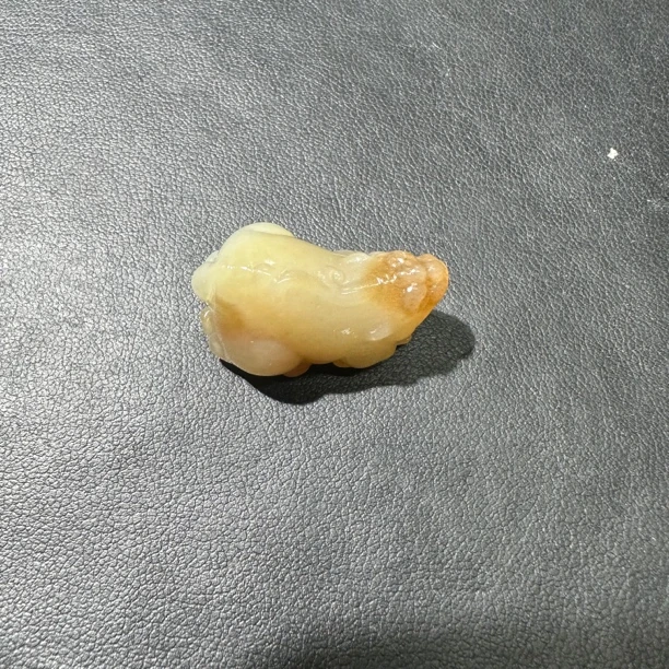 和田玉貔貅挂件（微色差）