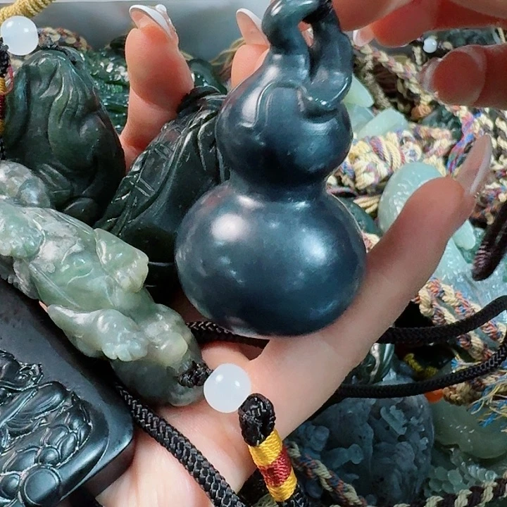 和田玉把件未镶嵌