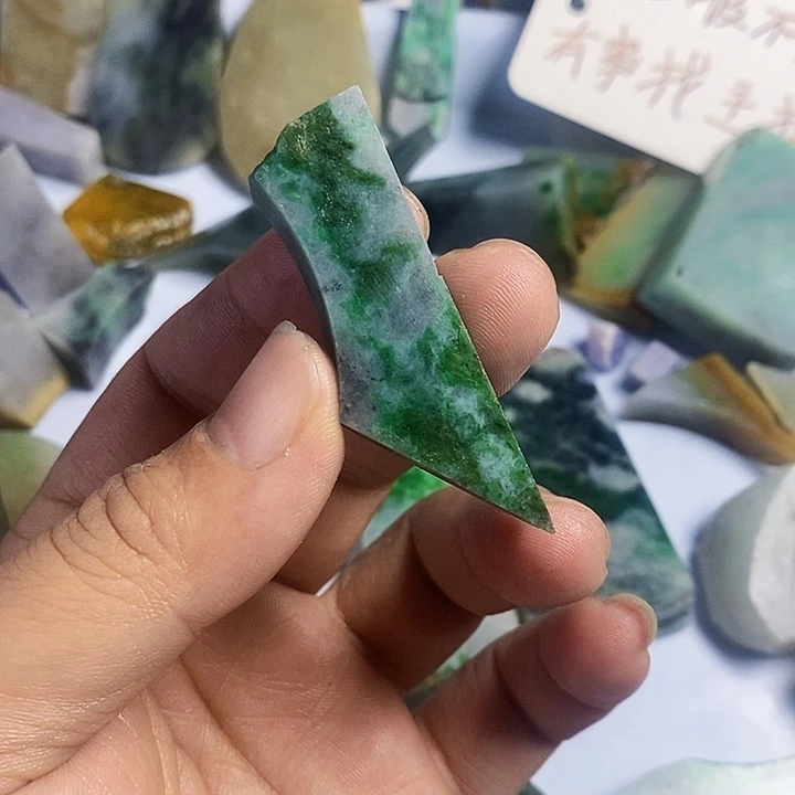 拾***鞋散珠翡翠天然翡翠A货挂件