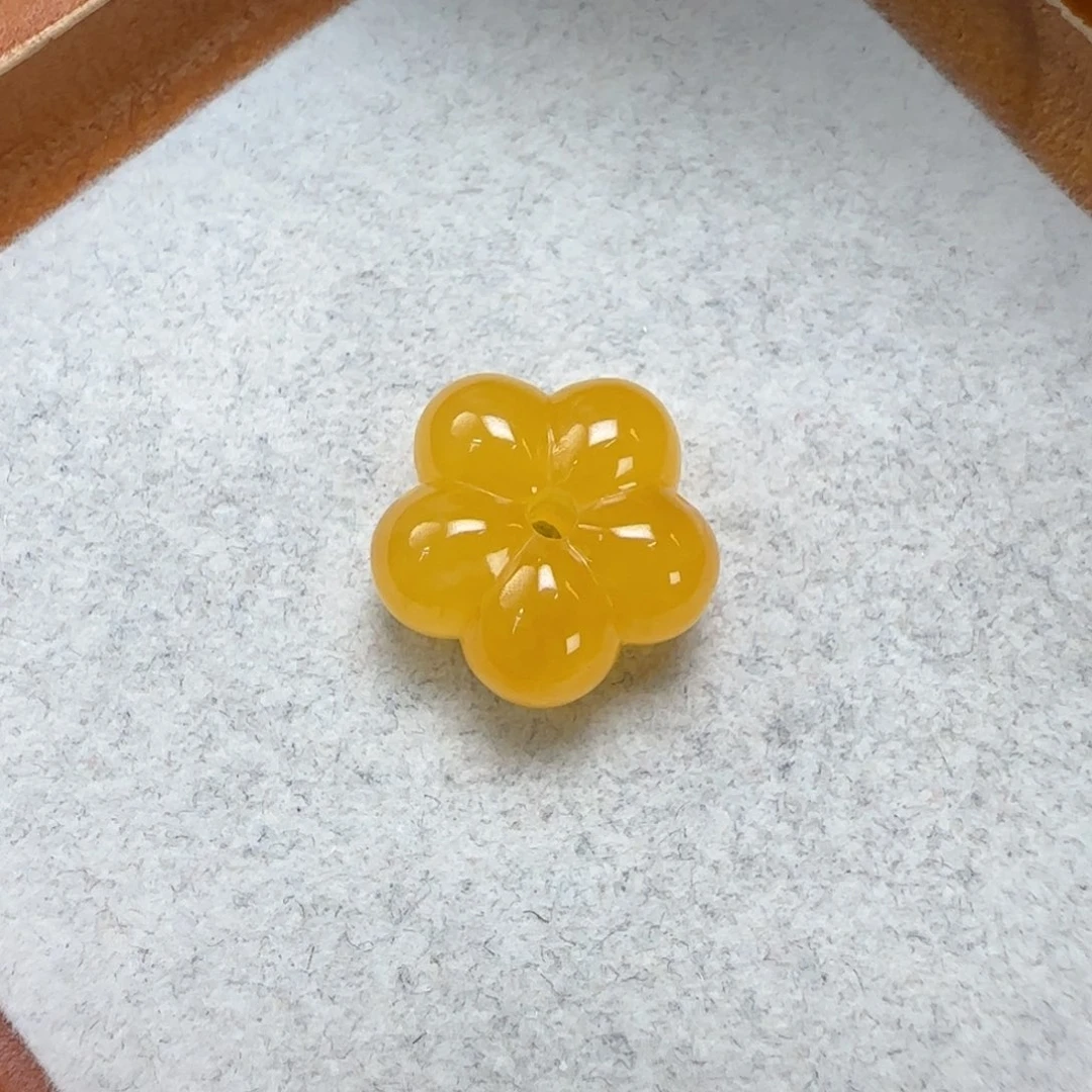 琥珀未镶嵌珠宝奇石定制