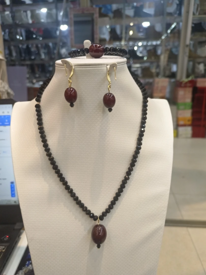 不锈钢项链  ئەڭ يېڭى خىرىستال يۈرۈشلۈك.