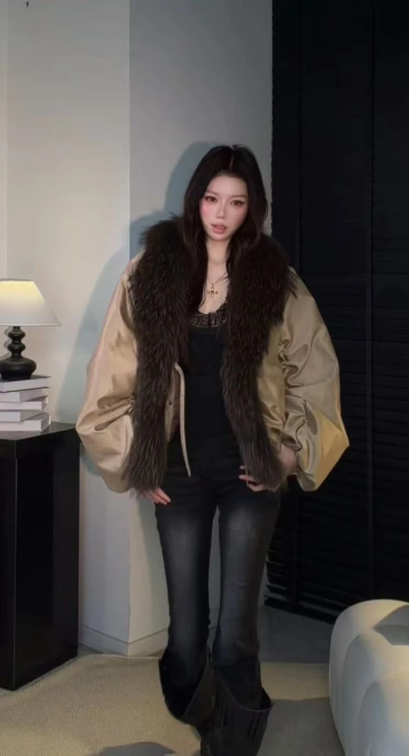 【是非的专属】“冬日暖阳”貉子毛鹅绒外套