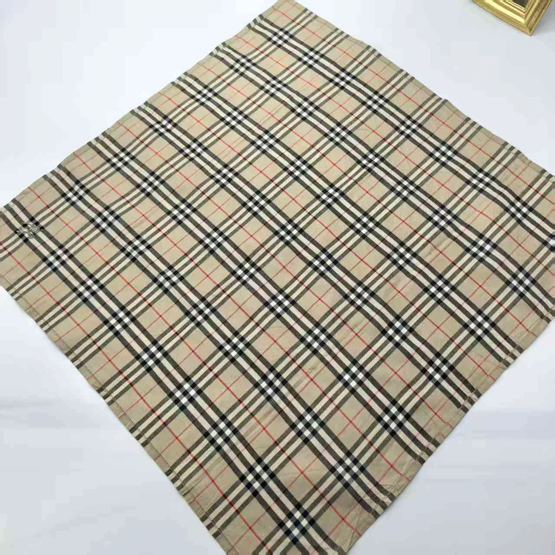 95新 BURBERRY/博柏利 海囤/巴宝莉/丝巾/yy10642
