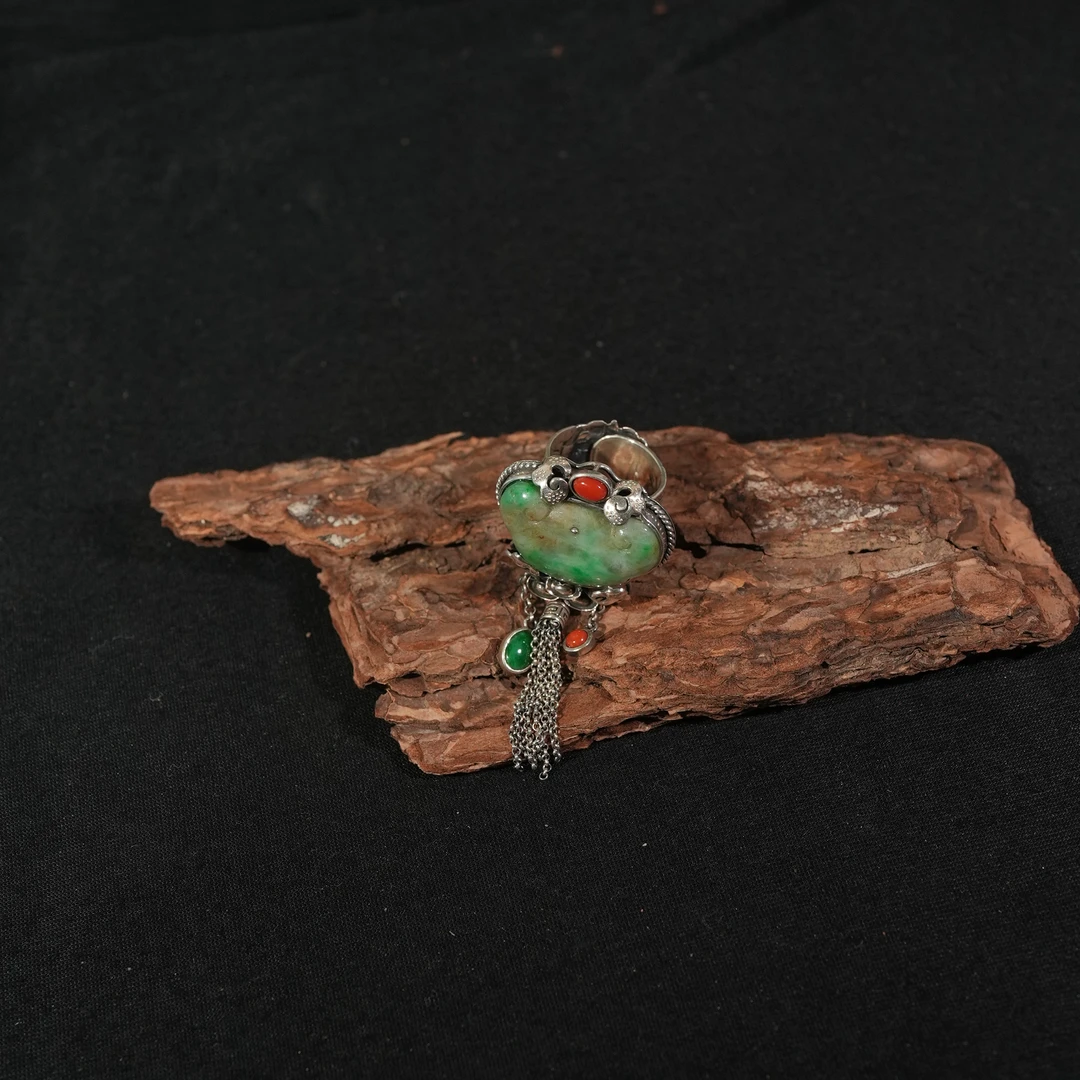 香港王老板-翡翠戒指2t1751