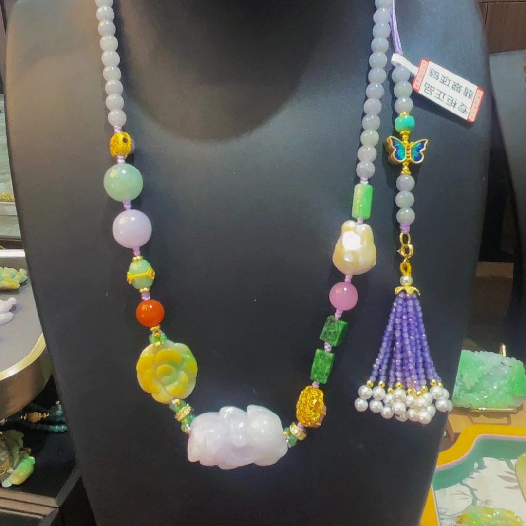 翡翠未镶嵌项链貔貅