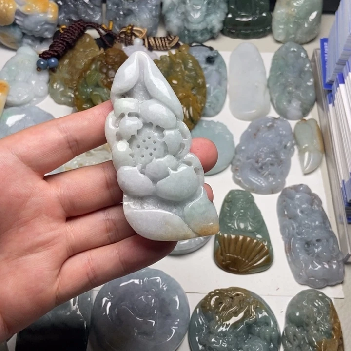颈饰未镶嵌翡翠莲花82