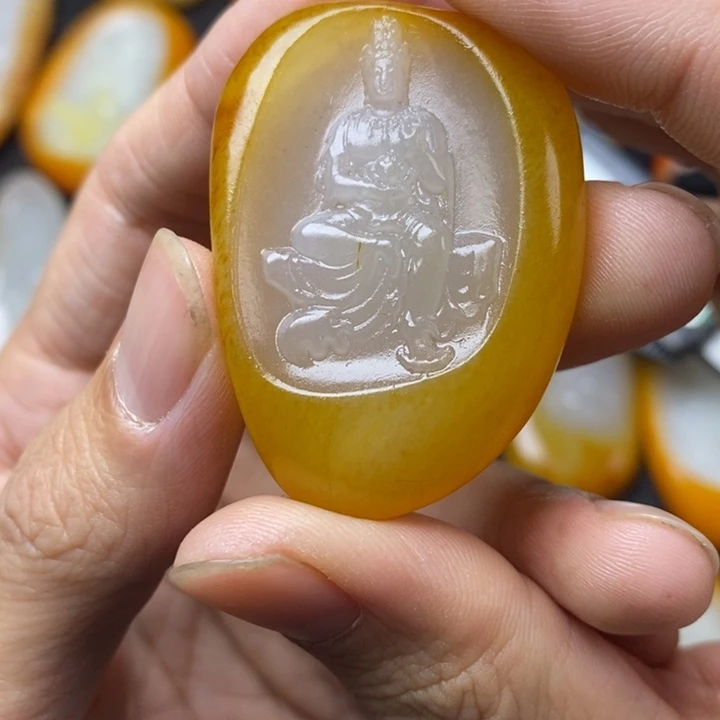 和田玉未镶嵌颈饰