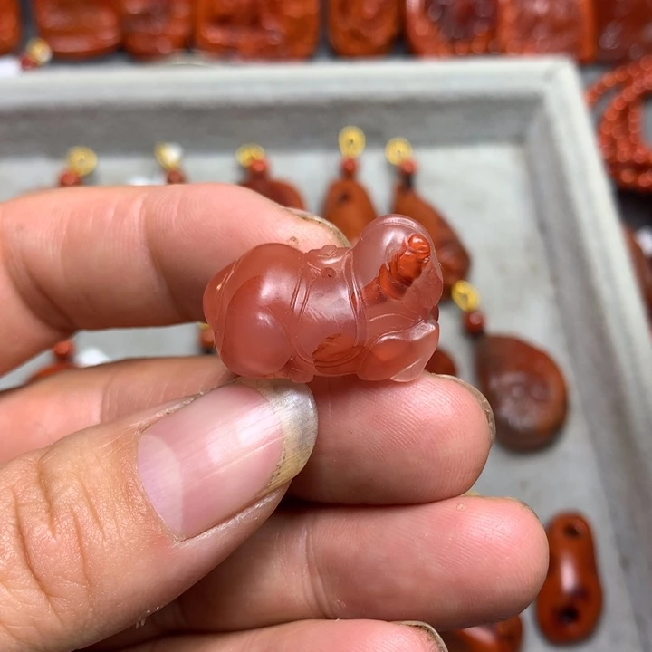 南红玛瑙吊坠(不含链)未镶嵌
