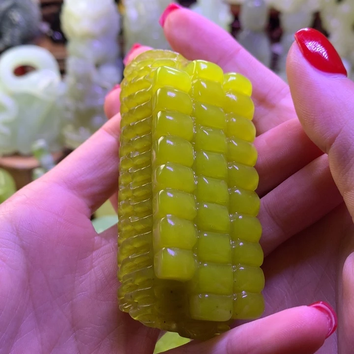 岫玉未镶嵌手把件