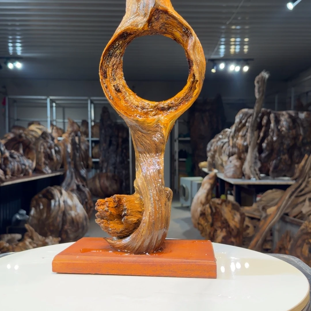 秋***叶木王一刀琥珀木摆件3