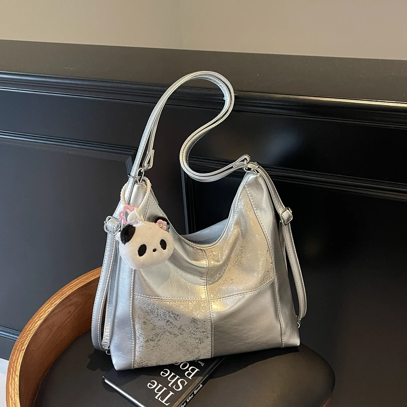 大容量托特包女百搭洋气单肩斜挎包时尚小众夏天包包通勤手提包