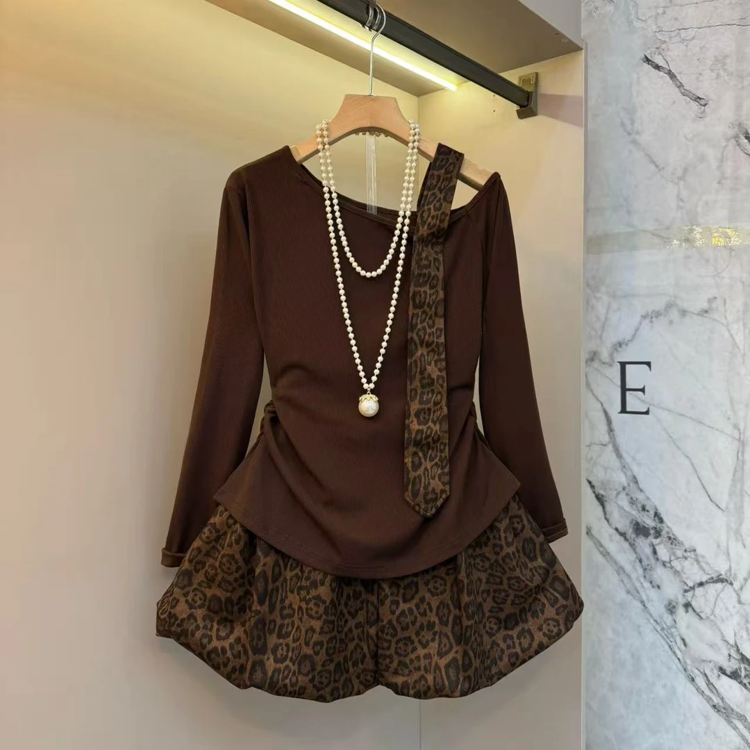 2025早秋款欧货设计感高级豹纹洋气气质时尚两件套套装25112