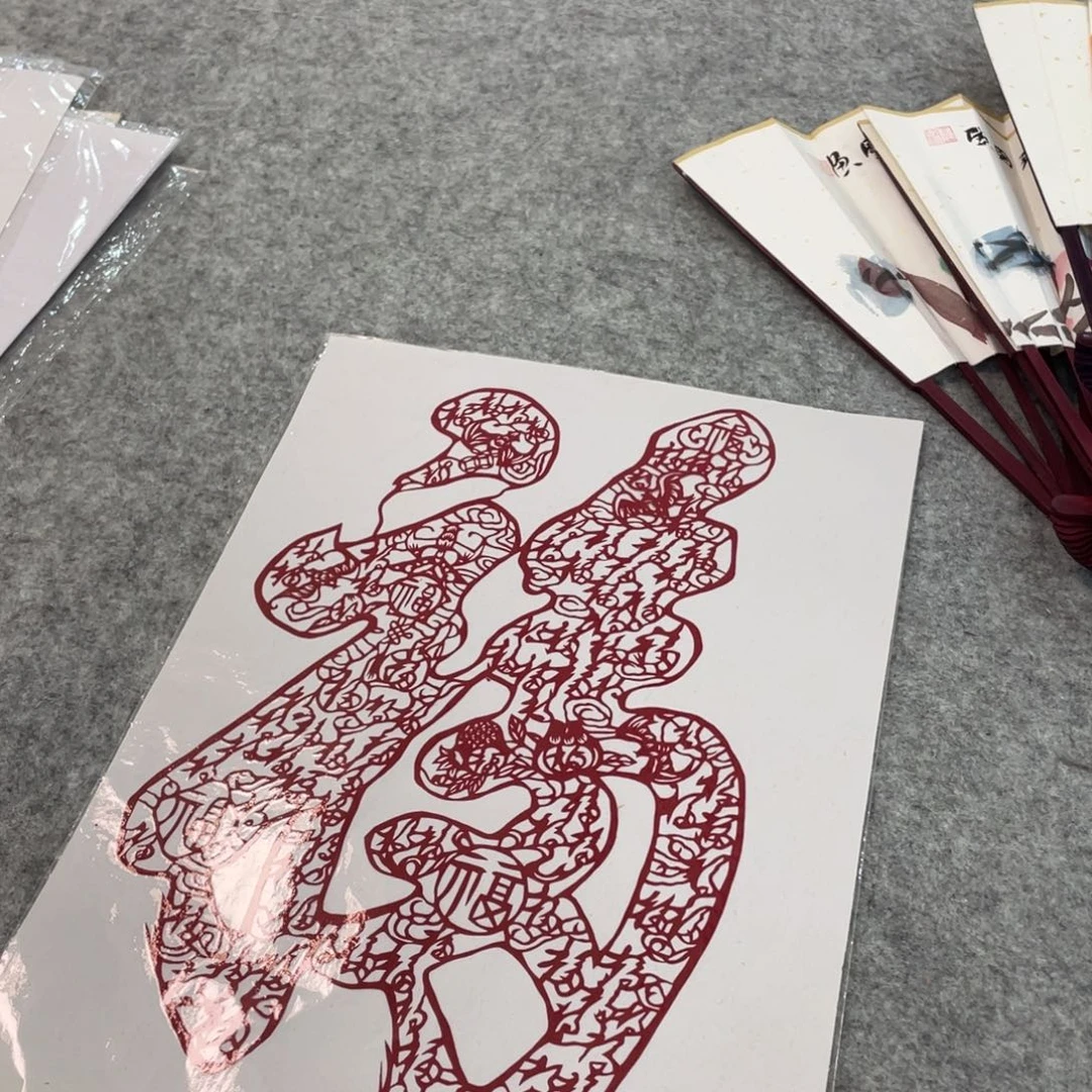 国画纯手绘的山水花鸟