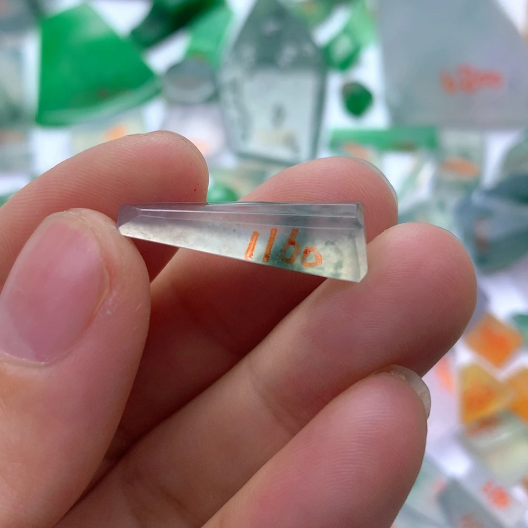 定制翡翠未镶嵌天然缅甸翡翠吊坠挂件