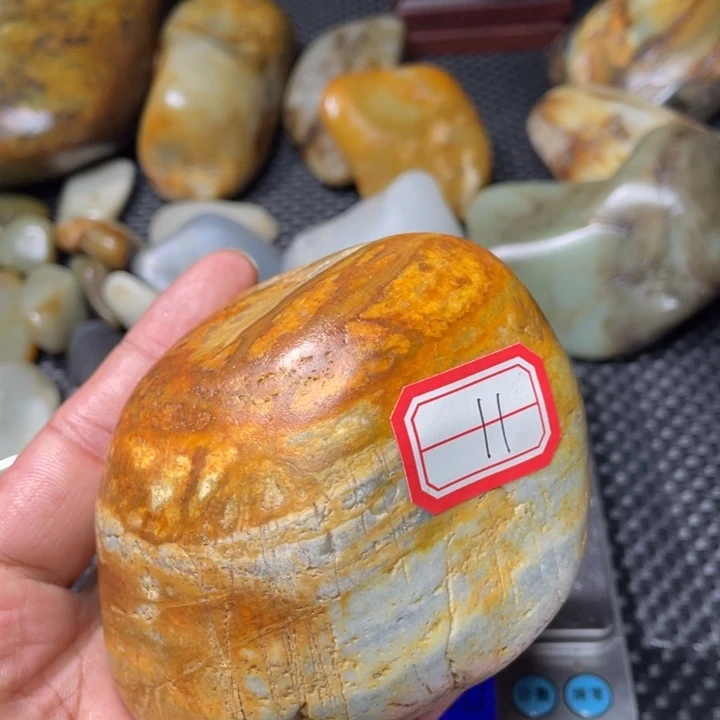 颈饰未镶嵌和田玉吾**恒11