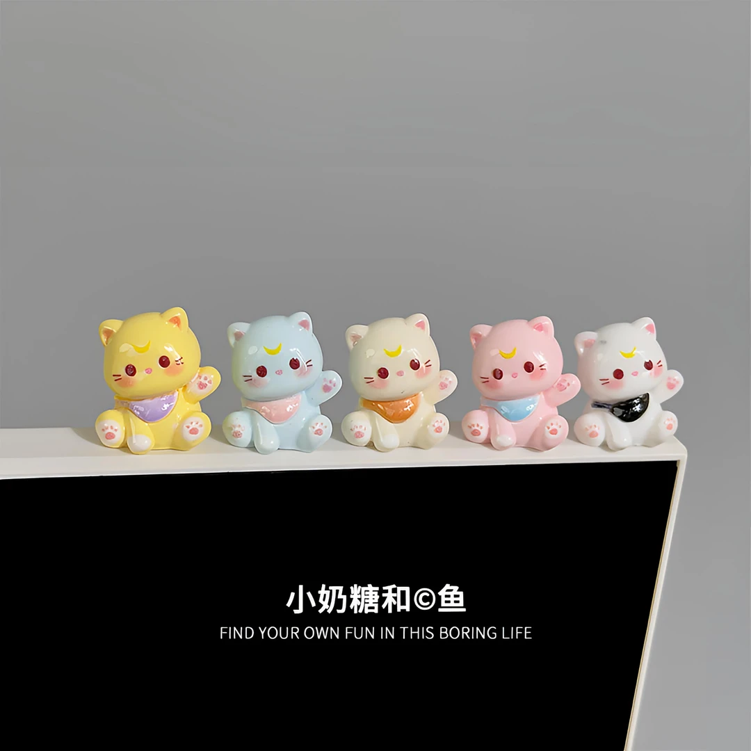 治愈系挥手小猫可爱桌面小摆件办公室创意解压工位装饰车载中控台