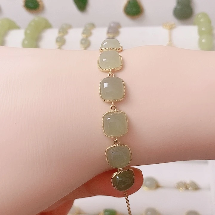 和田玉银S925镶嵌手链湖水绿