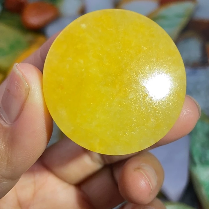 翡翠未镶嵌颈饰缅甸