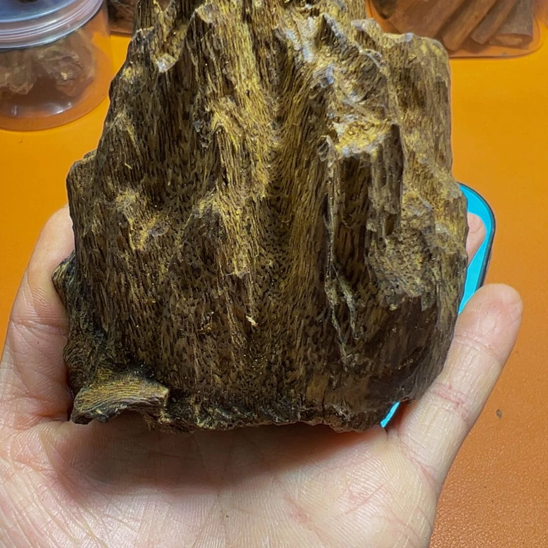 手把件沉香刘*头沉香包头料