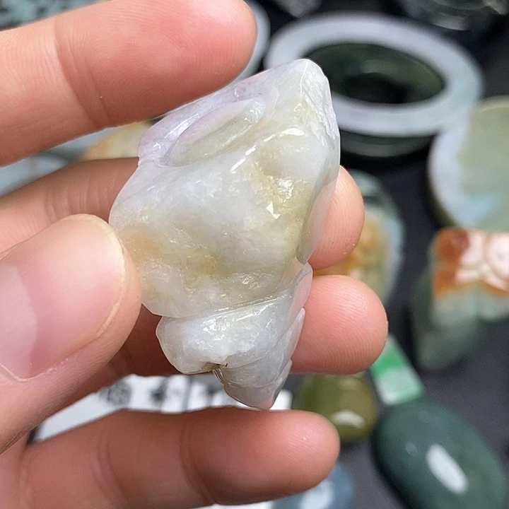 翡翠未镶嵌颈饰天然翡翠63