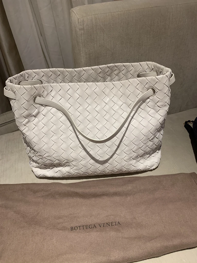 BOTTEGA VENETA/葆蝶家 手提包 白色现代双桥 lu6017/2510