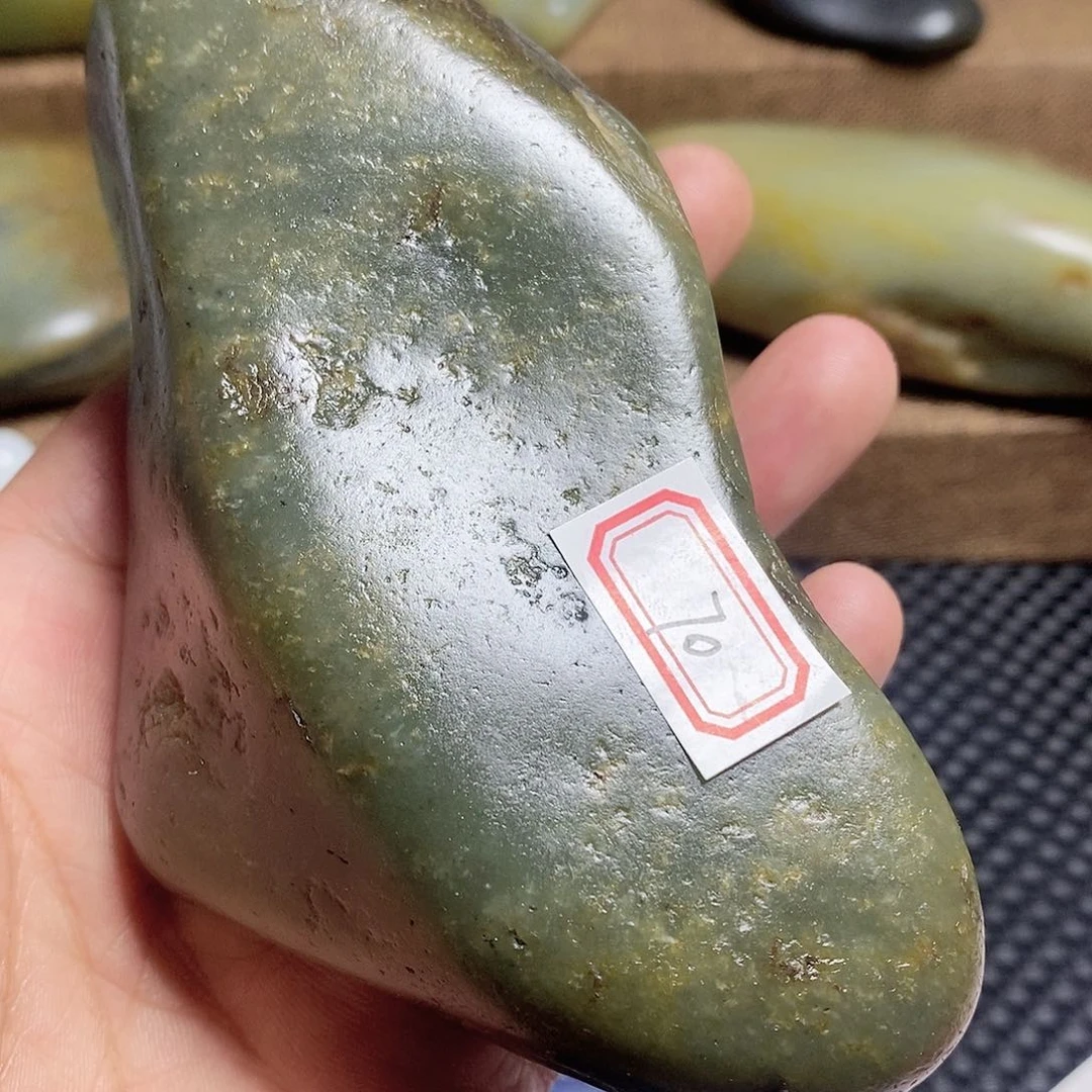 未镶嵌和田玉挂件70