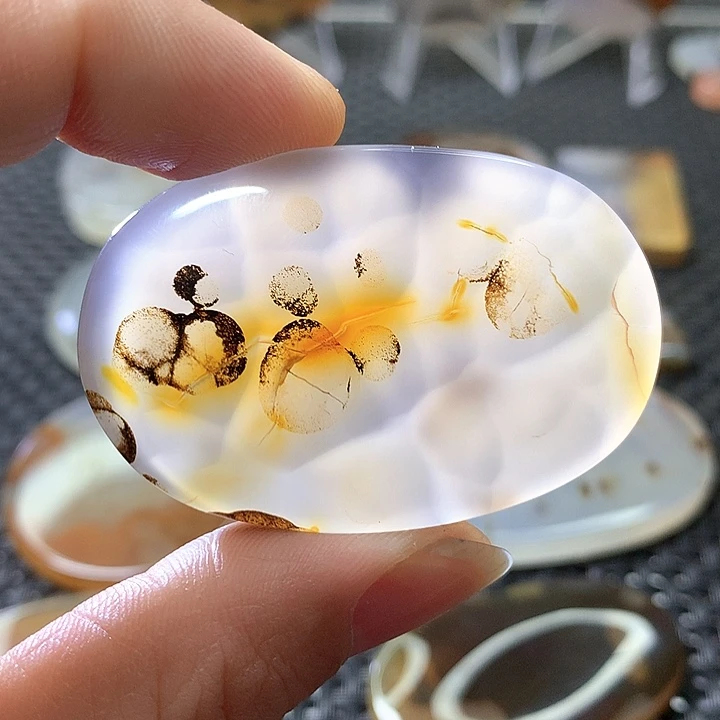 未镶嵌颈饰玛瑙/玉髓